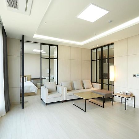 Pyeongchang The White Hotel エクステリア 写真