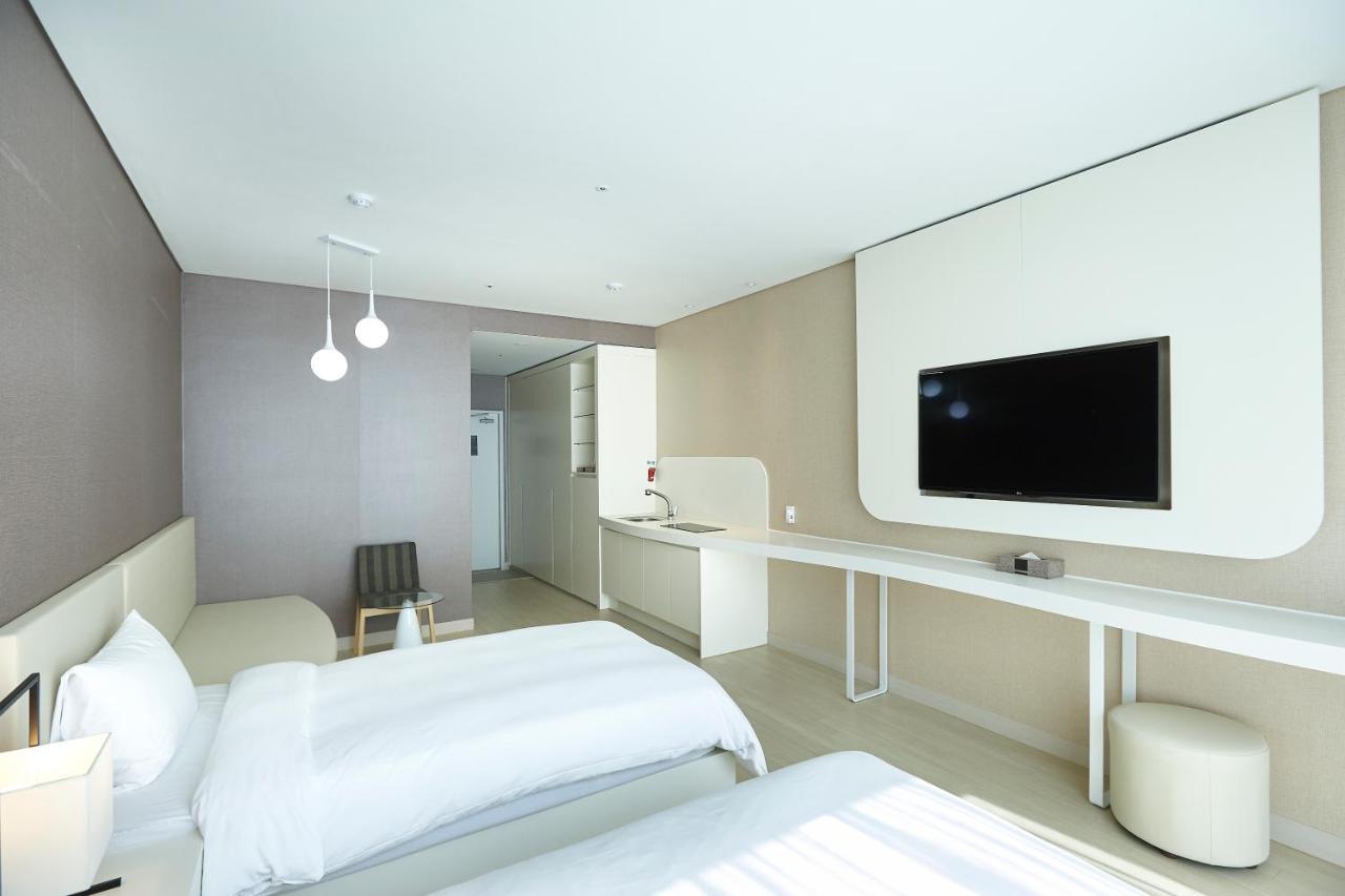 Pyeongchang The White Hotel エクステリア 写真