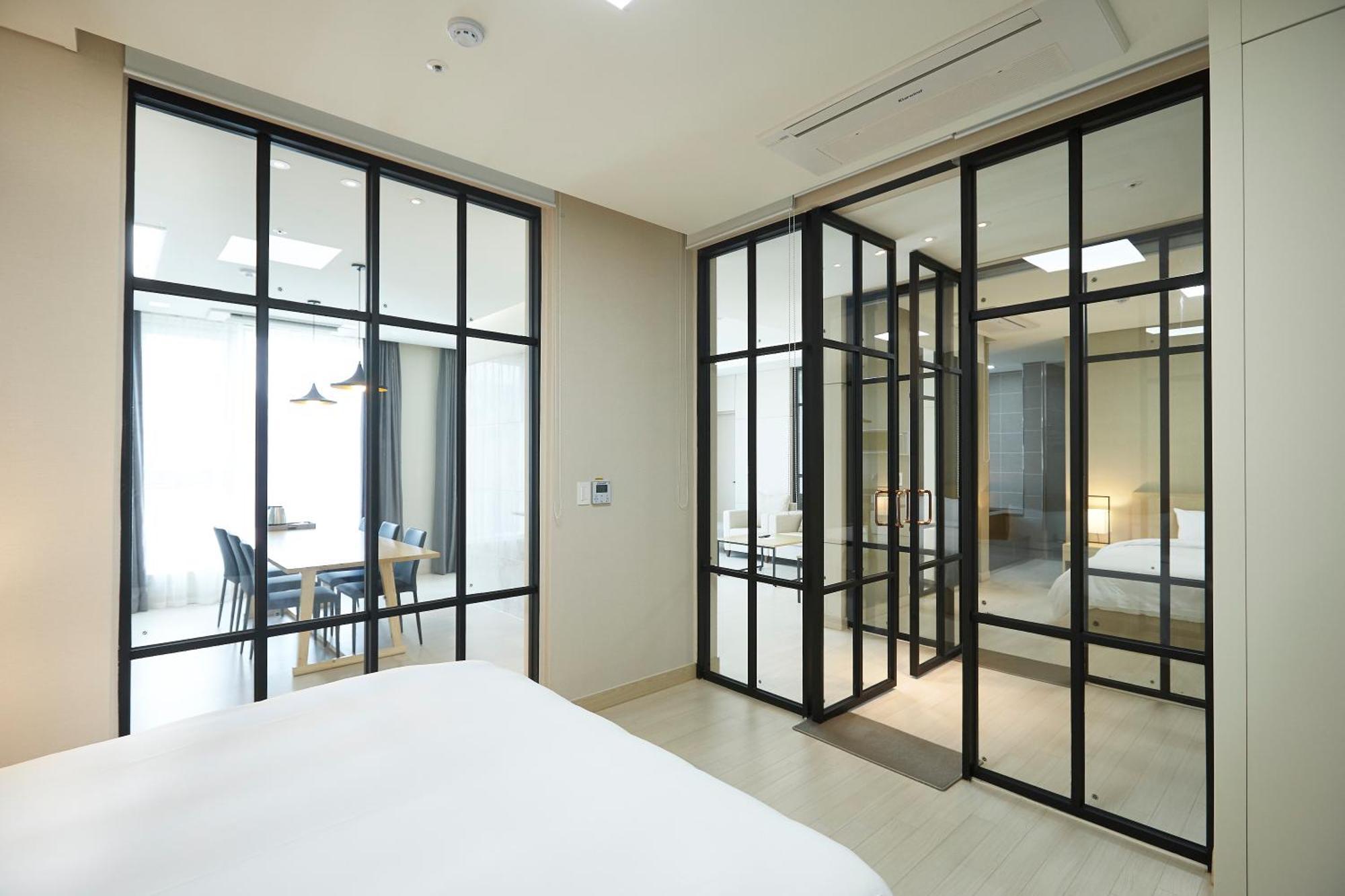 Pyeongchang The White Hotel エクステリア 写真