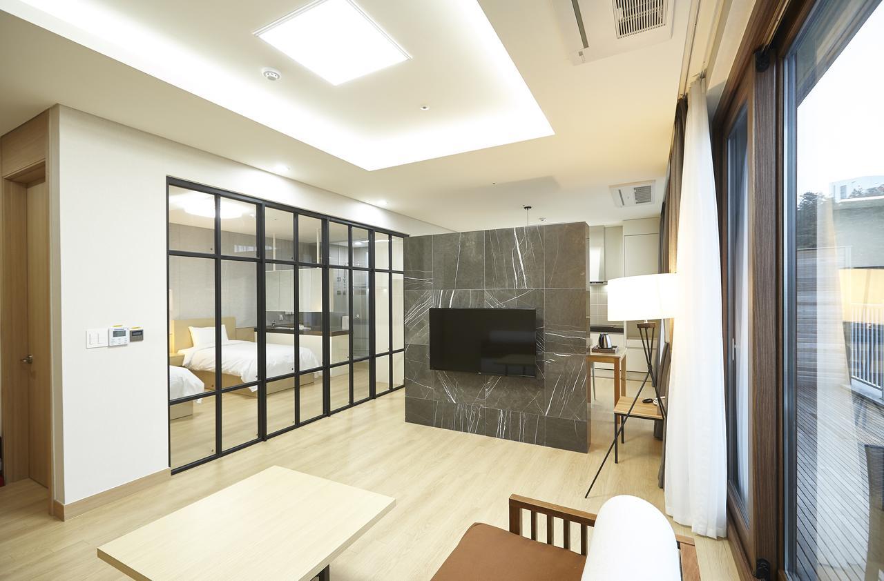 Pyeongchang The White Hotel エクステリア 写真