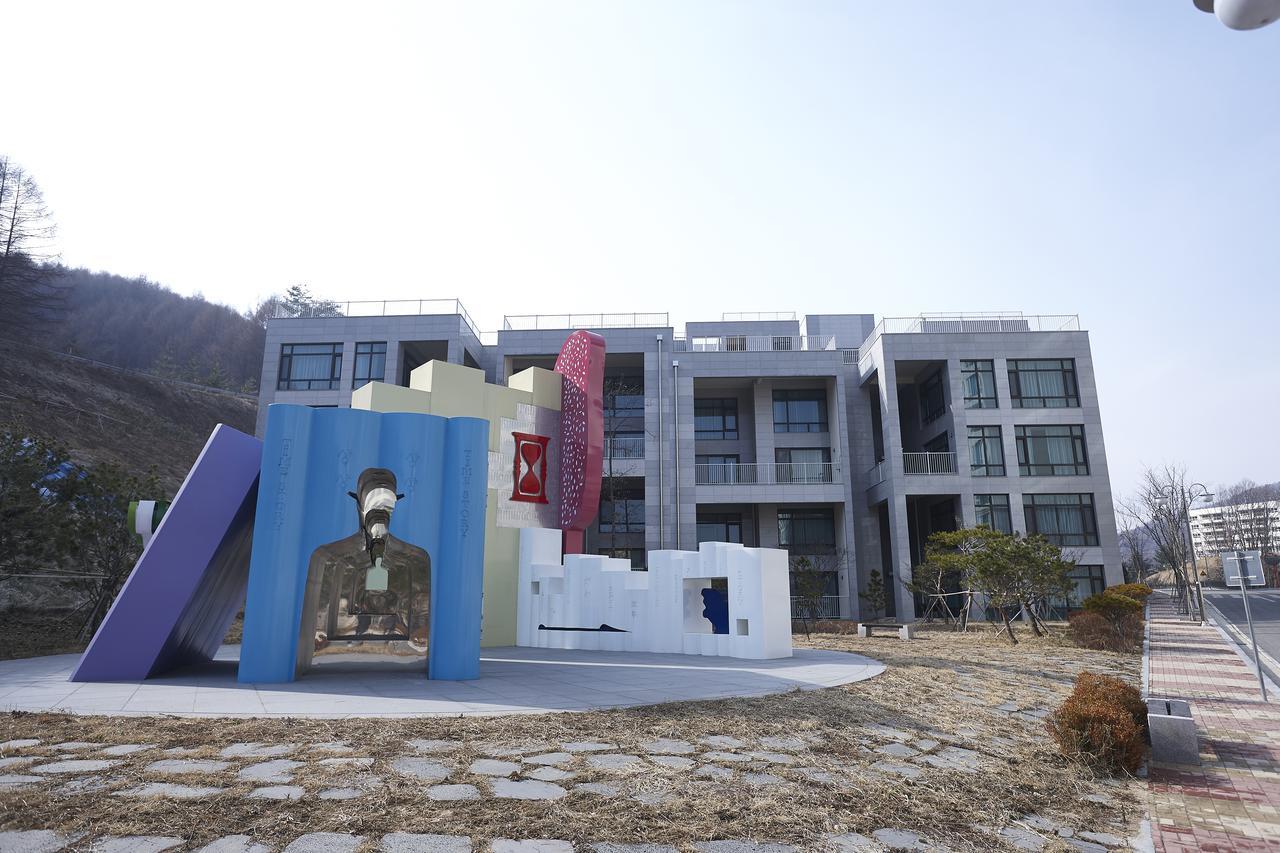 Pyeongchang The White Hotel エクステリア 写真