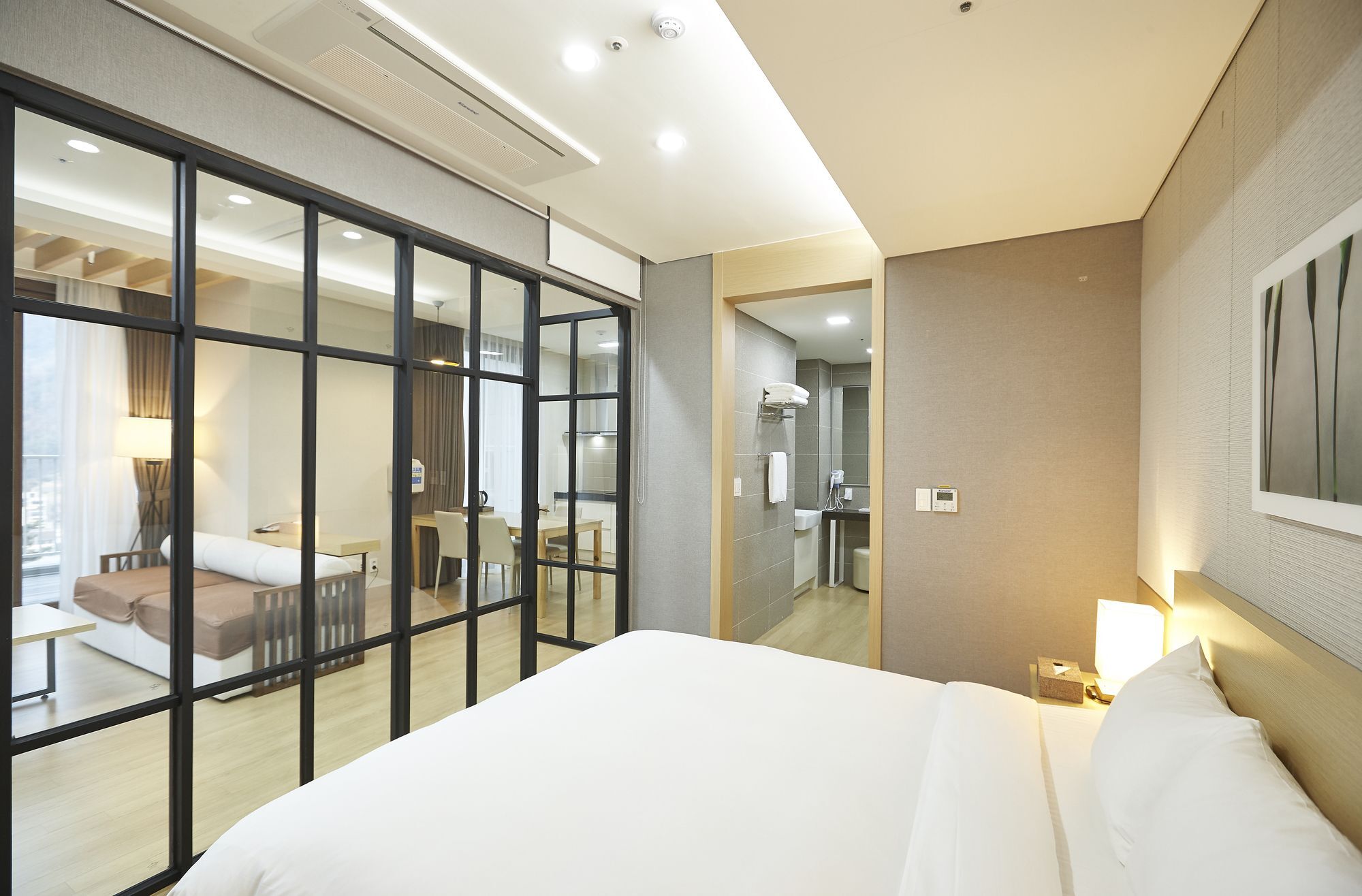 Pyeongchang The White Hotel エクステリア 写真